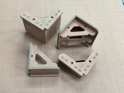 'The Team Player' Bundle pack: 2 Mini + 2 Original Midi 3D Squares